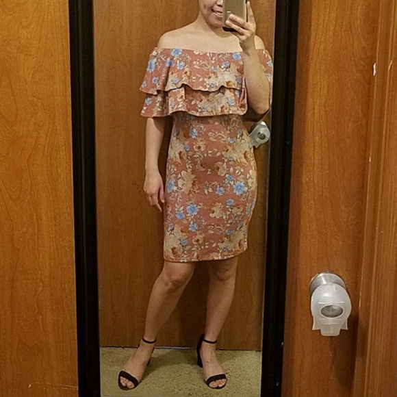Brand New Off Shoulder Dress - Picture 1 of 6